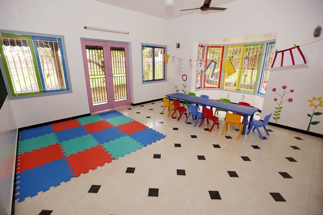 GiggleWhiz Early Learning Studio