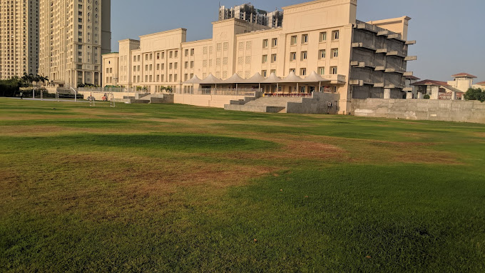 Hiranandani Upscale School