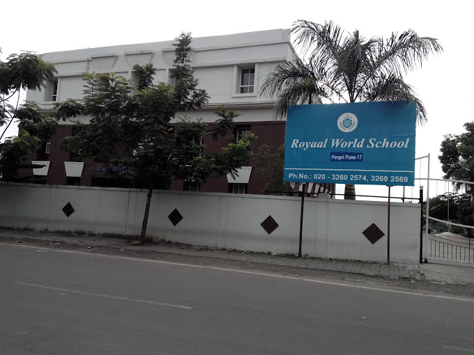 Royaal World School